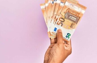 Một cư dân Toulouse trả Nhà nước 50 euro mỗi tháng để giảm nợ cho Pháp và anh ta không phải là người duy nhất