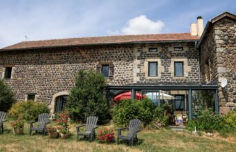 Ardeche. Lần theo dấu vết của “một trong những kẻ ấu dâm tồi tệ nhất trong Giáo hội”, Cha Jacques Delfosse