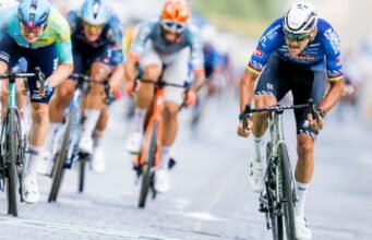 Tour de France 2026. Sân khấu nữ hoàng, công chúng hoang dã, Paul Seixas… Những đỉnh cao và thất bại của Tour de France 2026