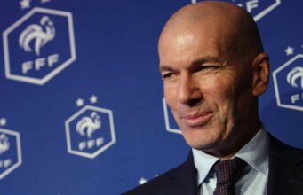Kỷ nguyên Zidane đang mở ra giữa The Blues