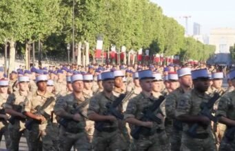 6.800 đàn ông và phụ nữ, 315 phương tiện, 193 con ngựa: Pháp đang nghĩ lớn cho cuộc duyệt binh ngày 14 tháng 7
