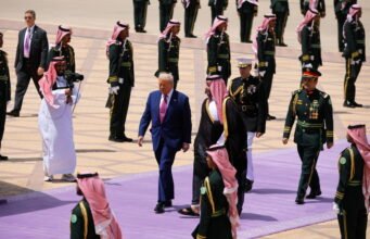 Các chuyên gia phản ứng: đọc giữa các dòng của thỏa thuận hạt nhân mới giữa Mỹ-Saudi