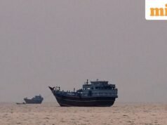 Các điểm giao cắt qua eo biển Hormuz giảm khi các cuộc tấn công của Mỹ-Iran gia tăng và các mối đe dọa phong tỏa của Houthi làm gián đoạn hoạt động vận chuyển: báo cáo