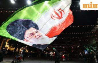 Các nhà đàm phán Qatar tới Iran để bắt đầu lại các cuộc đàm phán giữa Washington và Tehran sau khi lệnh ngừng bắn sụp đổ: báo cáo