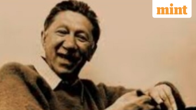Câu nói trong ngày của Abraham Maslow: “Hoặc bạn hướng