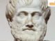 Câu nói trong ngày của Aristotle: “Một kẻ bạo chúa phải khoác lên mình vẻ ngoài sùng đạo khác thường…”