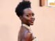 Câu nói trong ngày của Lupita Nyong’o: “Tôi phát hiện ra rằng niềm vui không phải là sự phủ nhận nỗi đau mà là sự thừa nhận…”