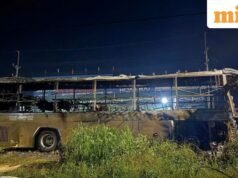 Cháy xe buýt ở Việt Nam làm 7 người chết; tài xế nói buồn ngủ, những người sống sót kể lại việc anh ta trốn thoát