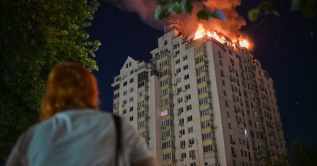 Chiến tranh ở Ukraine. Ít nhất 13 người chết, 86