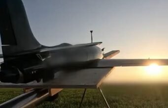 Chiến tranh ở Ukraine: lần đầu tiên máy bay không người lái đánh chặn Ukraine-Anh “Griffen” bắn hạ một chiếc Shahed của Nga trong trận chiến