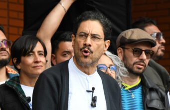 Colombia: Iván Cepeda kêu gọi bất tuân dân sự và hòa bình