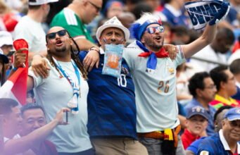 Cúp thế giới 2026. Áo xanh nhạt, chén thánh mới dành cho cổ động viên Les Bleus