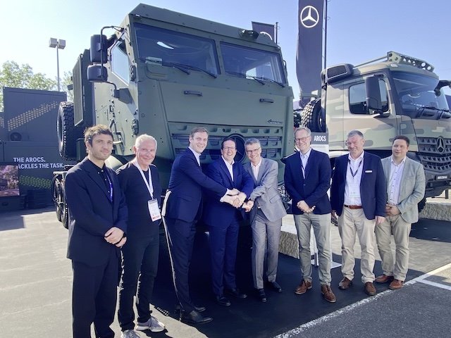 Daimler Truck, Lambert Defense và Soframe hợp tác tham gia