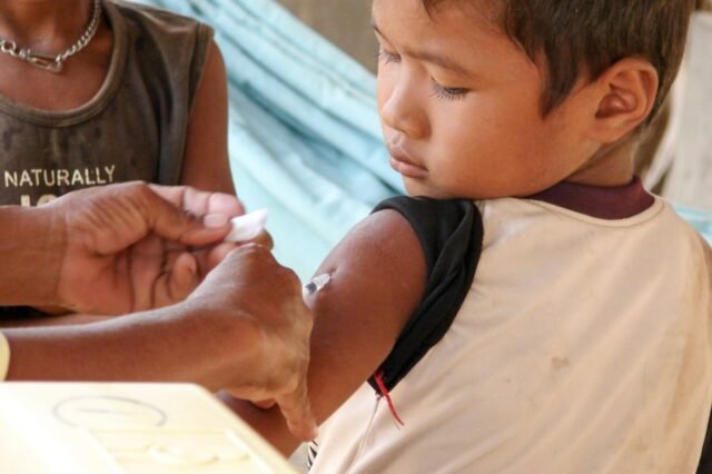 Dịch sởi chết người bùng phát ở Bangladesh: tự phát