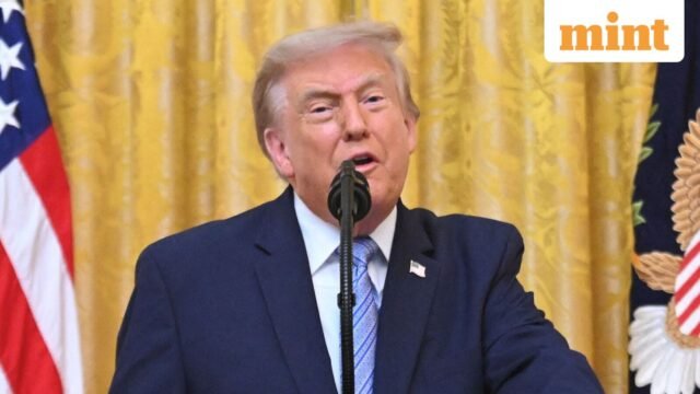 Donald Trump rút một phần vụ kiện trị giá 10