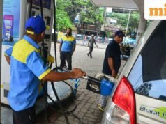Giá xăng, dầu diesel hôm nay: Kiểm tra giá nhiên liệu ở Delhi, Mumbai và Bengaluru khi dầu Brent giảm trong bối cảnh căng thẳng Mỹ-Iran