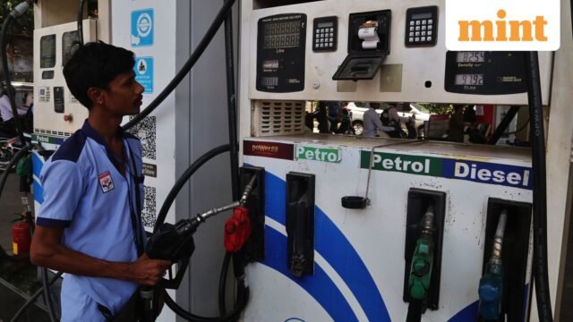 Giá xăng và dầu diesel hôm nay: Giá nhiên liệu