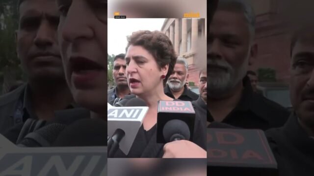 Giữa sự phản đối của CJP, con gái của Dharmendra
