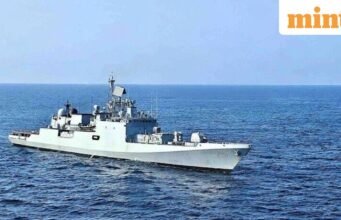 INS Trikand của Hải quân Ấn Độ ngăn chặn âm mưu cướp biển ở Vịnh Aden, bảo vệ tàu buôn chở hàng hóa đến Ấn Độ