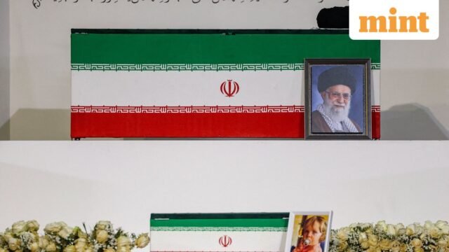 Iran bắt đầu tang lễ Ali Khamenei, nhưng với giá