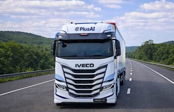 Iveco ra mắt tính năng lái xe tự động với PlusAI ở Tây Ban Nha