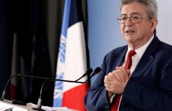 Jean-Luc Mélenchon chỉ trích việc kết thúc trò chơi vật lý trên PlayStation