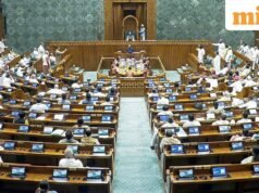 Lok Sabha thông qua dự luật chống rò rỉ giấy tờ nghiêm ngặt hơn sau vụ náo động của NEET