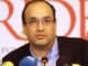 Ma-rốc. Nhà báo người Pháp gốc Maroc Ali Lmrabet bị bắt khi đến sân bay Tangier