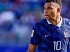 Mbappé phản ứng dữ dội với thượng nghị sĩ Paraguay sau những nhận xét phân biệt chủng tộc