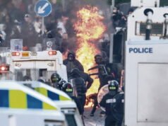 Ở Belfast, lực lượng bán quân sự nằm trong bóng tối của phe cực hữu trong nhiều thập kỷ