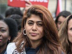 Paris. Bị xét xử vì ủng hộ khủng bố, Rima Hassan được hoãn phiên tòa vào tháng 10