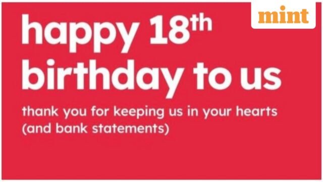 Quảng cáo sinh nhật màu đỏ tươi của Zomato lấy