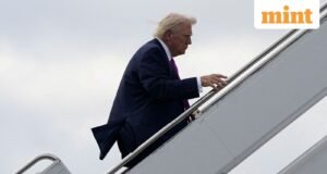 Sân bay Palm Beach ở Florida sẽ đổi tên thành Sân bay Quốc tế Tổng thống Donald J. Trump.