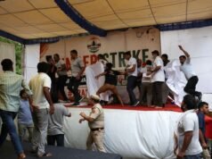 Sonam Wangchuk: Người biểu tình nói cảnh sát đóng vai trò là đội y tế; Lãnh đạo AAP cáo buộc các tờ giấy đã được sử dụng để chặn camera