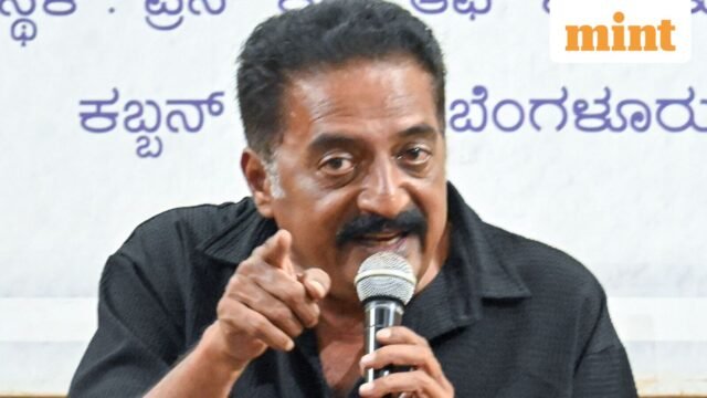 Sonam Wangchuk tuyệt thực: Naseeruddin Shah, Arundhati Roy trong số