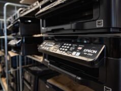 Sự lỗi thời có kế hoạch: phiên tòa lịch sử của Epson mở ra tại tòa án hình sự Nanterre