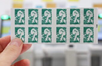 Sự tiêu thụ. La Poste thông báo tem và bưu kiện sẽ tăng vào ngày 1 tháng 1 năm 2027