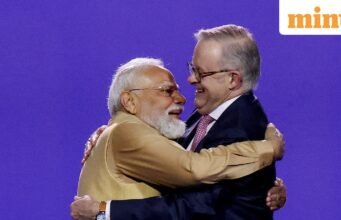 Thủ tướng Modi ôm người đồng cấp Úc Albanese tại sự kiện cộng đồng người Ấn Độ ở Melbourne – xem video