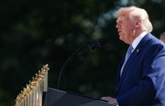 Thuế hải quan: Trump khởi động lại cuộc chiến vi mô về hải quan với các khoản phụ phí mới đối với hơn 60 quốc gia