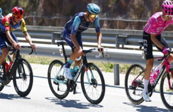 Tour de France 2026 Alex Baudin theo sát đoàn tàu, các tay đua đã vượt qua biên giới Pháp… Theo dõi chặng 3 của Grande Boucle
