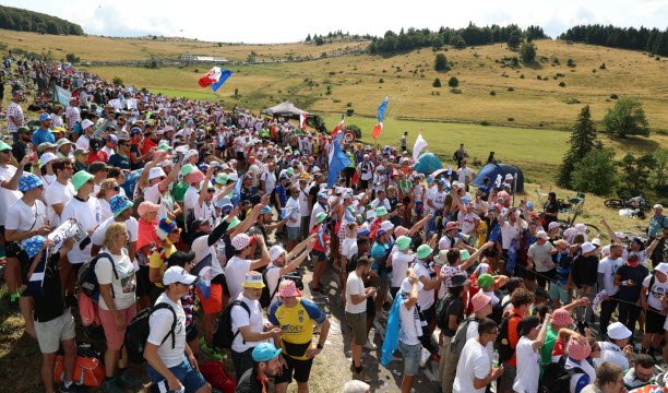Và nó có thể trông như thế này: bầu không khí tại Petit Ballon khi Tour de France diễn ra vào ngày 22 tháng 7 năm 2023. Ảnh Hervé Kielwasser