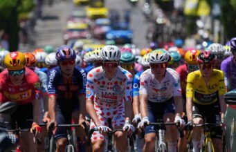 Tour de France 2026 Những đội được yêu thích tăng tốc, Seixas đứng ở vị trí tốt, Vauquelin ở thế khó… theo dõi đêm chung kết chặng 2 của Grande Boucle
