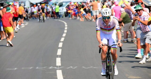 Tour de France 2026. Tourmalet bị nghiền thành bột, Vingegaard