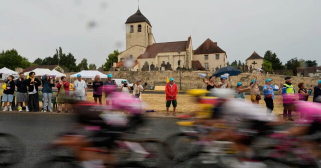 Trực tiếp Tour de France 2026. Bốn người đàn ông