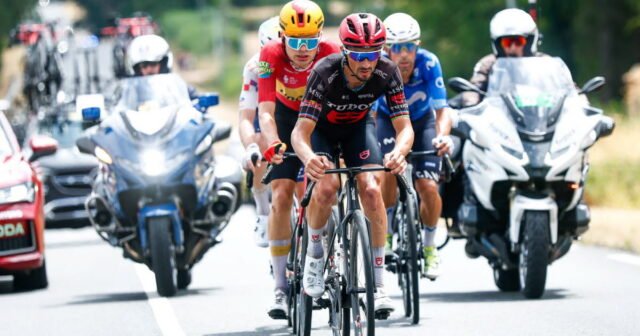 Trực tiếp Tour de France 2026. Trước một phút dành