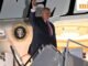 Trump muốn chiếc Air Force One, do Qatar tặng, được lắp đặt trong thư viện tổng thống của ông, nhưng vẫn còn trở ngại: báo cáo