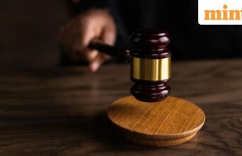 Trung tâm bổ nhiệm Thẩm phán Yogesh Khanna làm chủ tịch lâm thời của NCLAT trong ba tháng