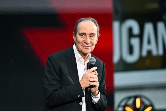 Viễn thông: Xavier Niel sẽ trả 5,1 tỷ euro để