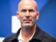 sự xuất hiện của Zinédine Zidane trên băng ghế dự bị của The Blues sẽ chính thức được công bố vào thứ Ba